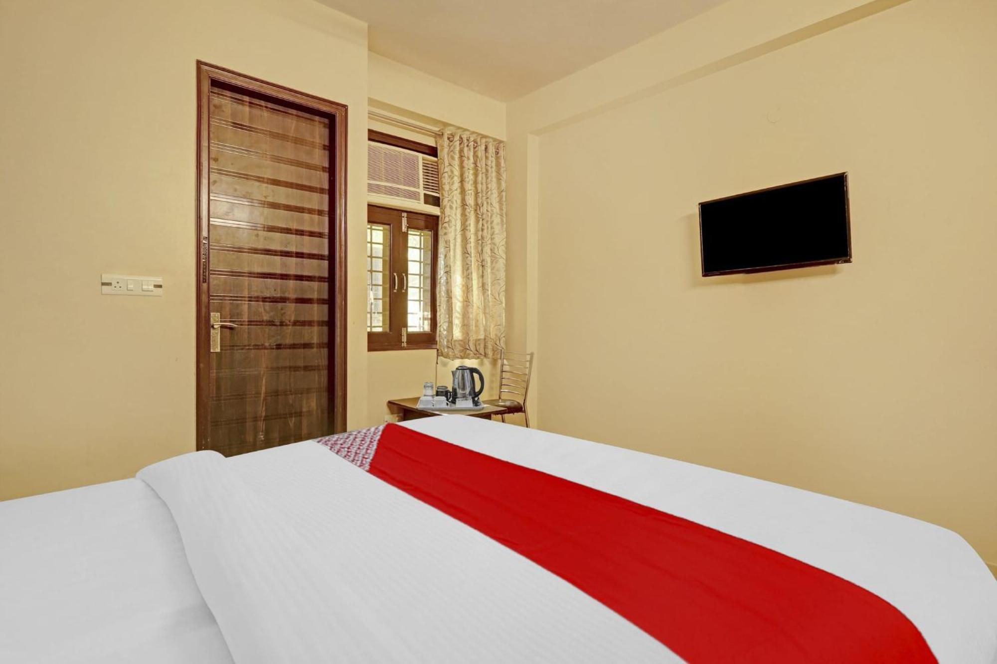 Hotel O A.K Palace New Delhi Eksteriør bilde